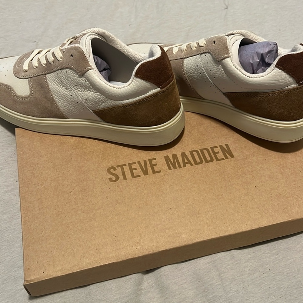 New Steve Madden Suede Accent Sneakers